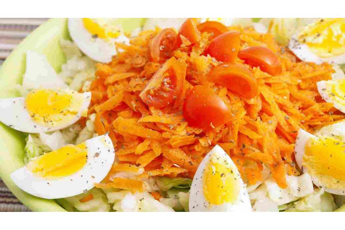 Piatto bilanciato con verdure, proteine magre e cereali integrali per dimagrire senza fame.